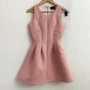 Romeo + Juliet Misty Rose Mini Dress size S Small